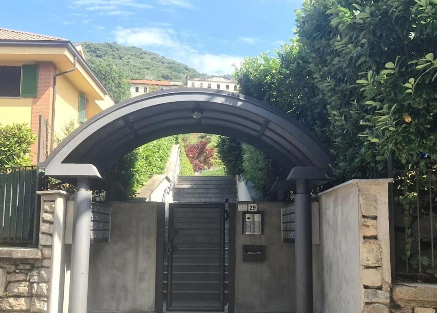 Modern Viggi Suite Home Viggiù 0*,  Italie
